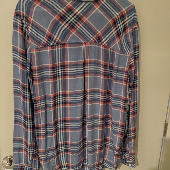 3/$30 Mendocino Oversized Plaid Shirt - Picture 4 of 5